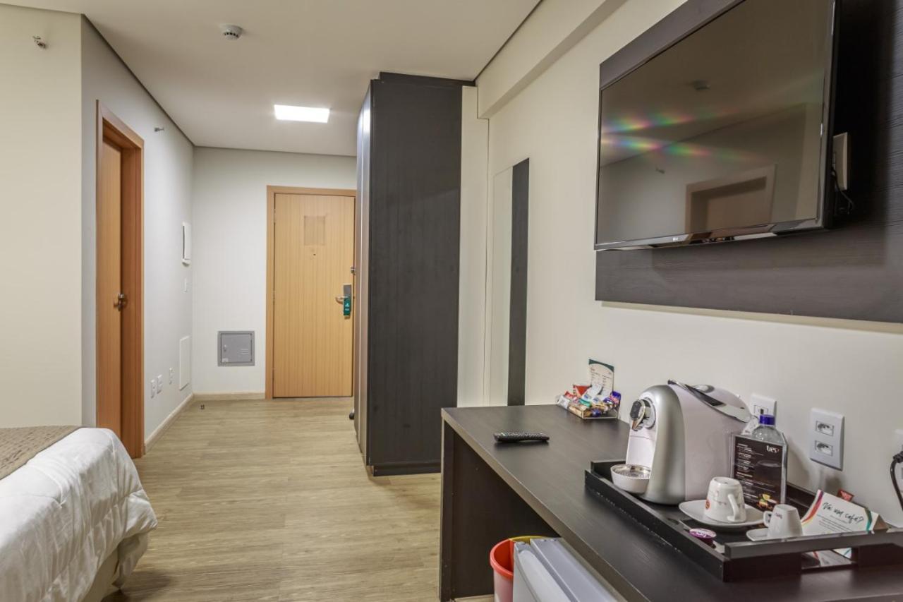 Dubai Suites Montes Claros Eksteriør billede
