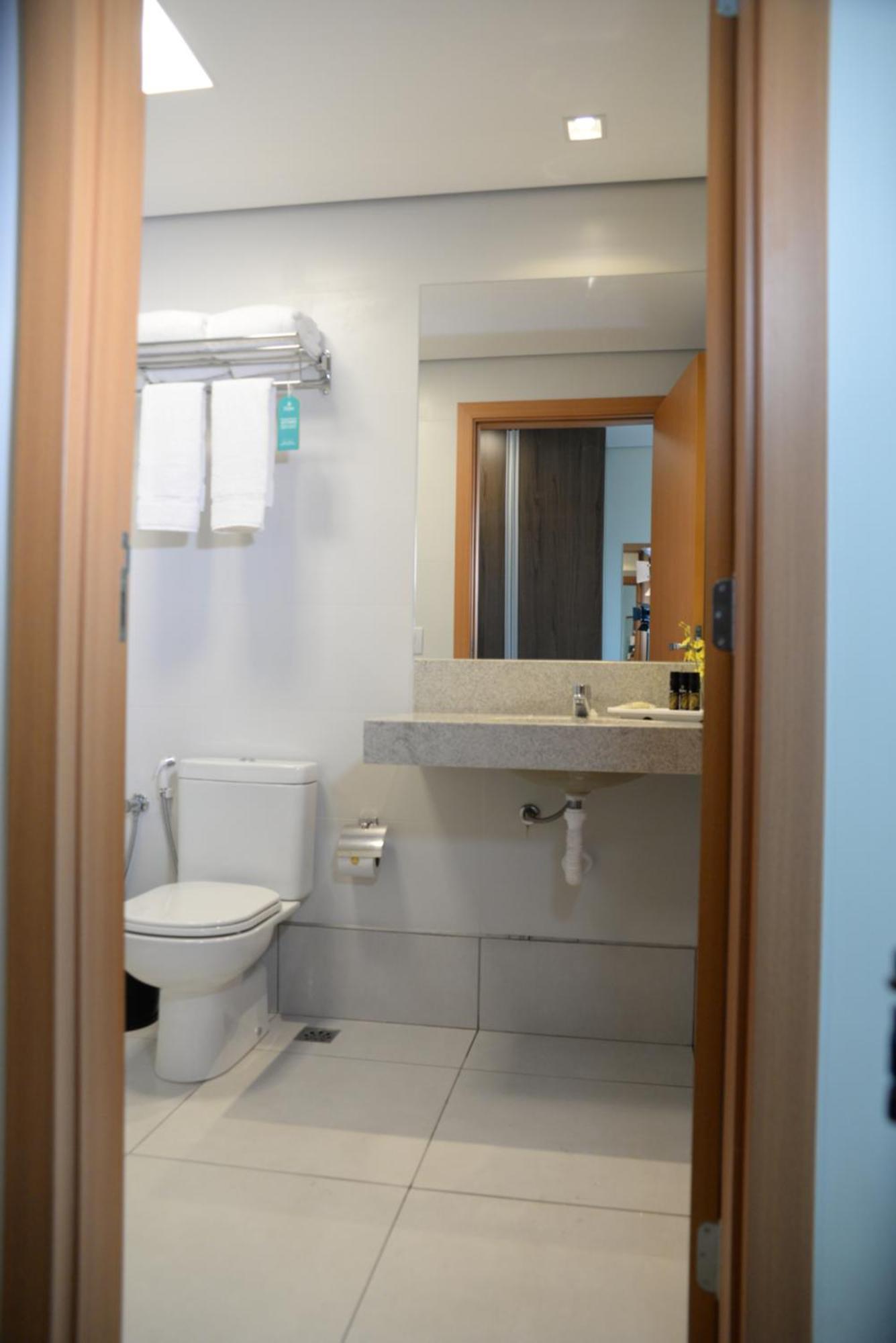Dubai Suites Montes Claros Eksteriør billede