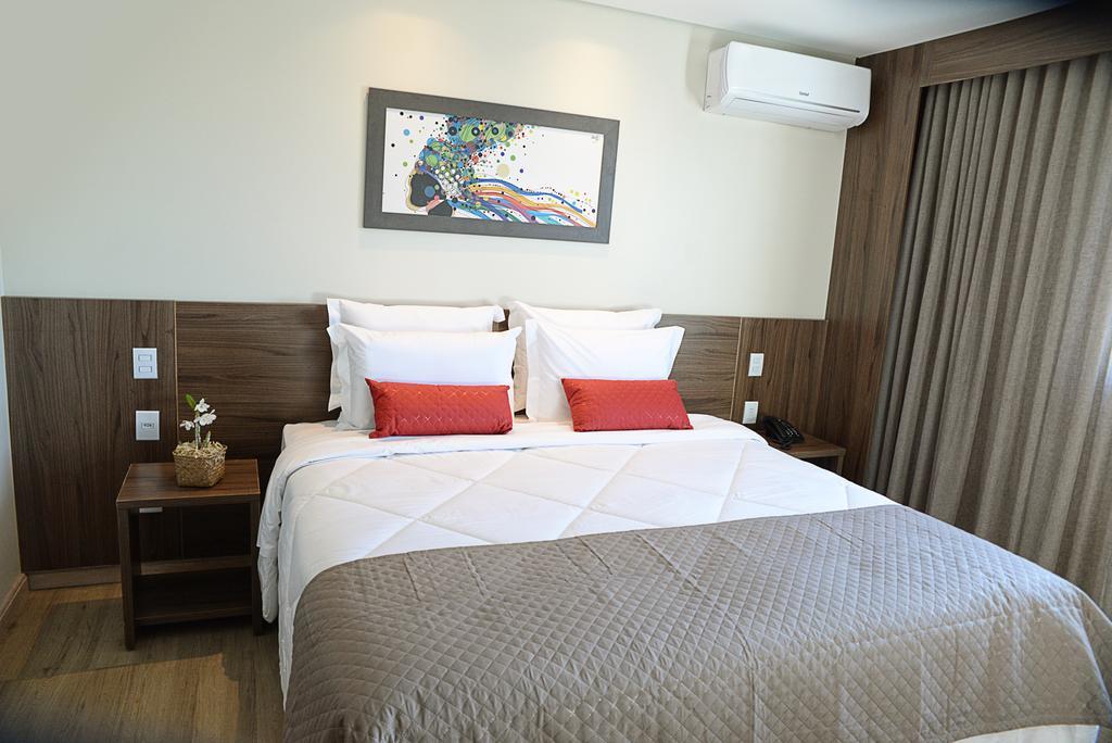 Dubai Suites Montes Claros Eksteriør billede