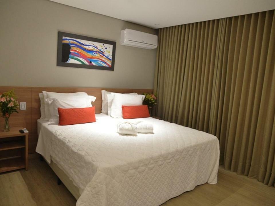 Dubai Suites Montes Claros Eksteriør billede
