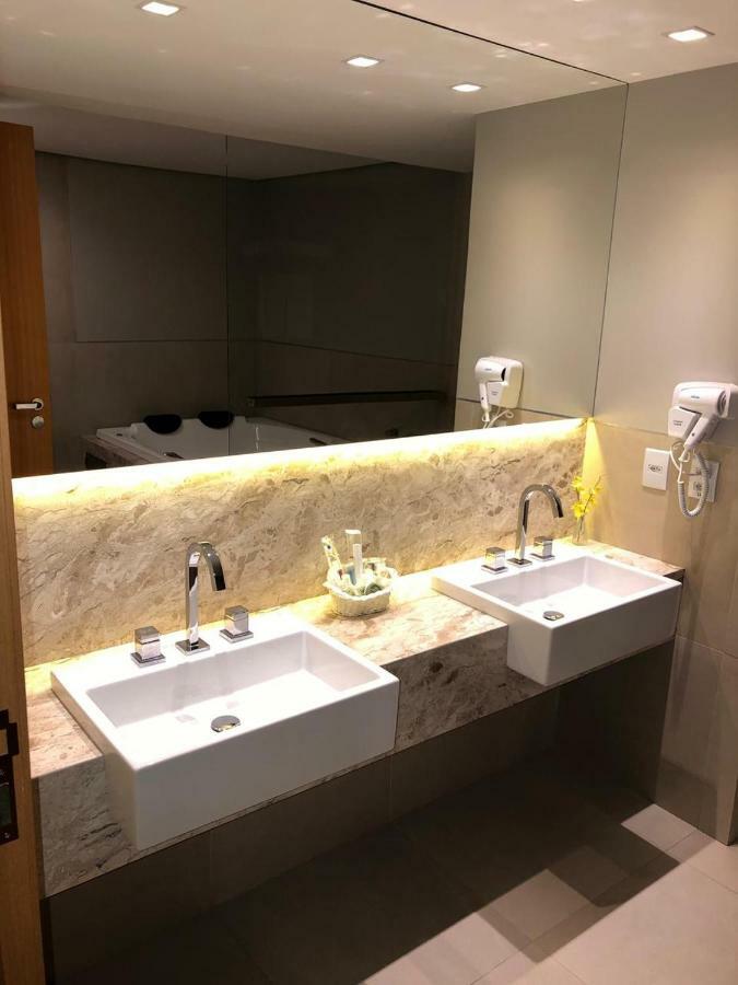 Dubai Suites Montes Claros Eksteriør billede