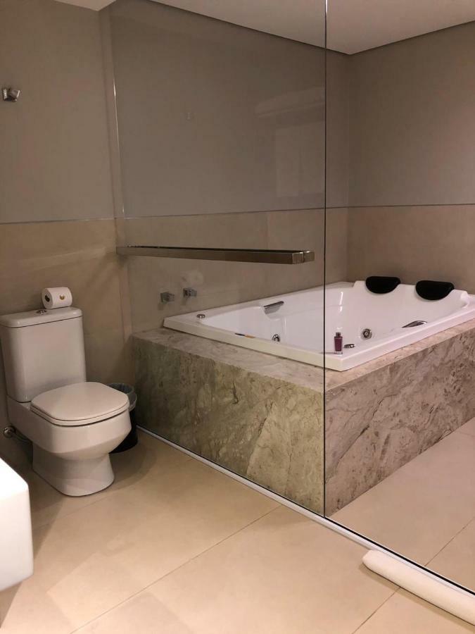 Dubai Suites Montes Claros Eksteriør billede
